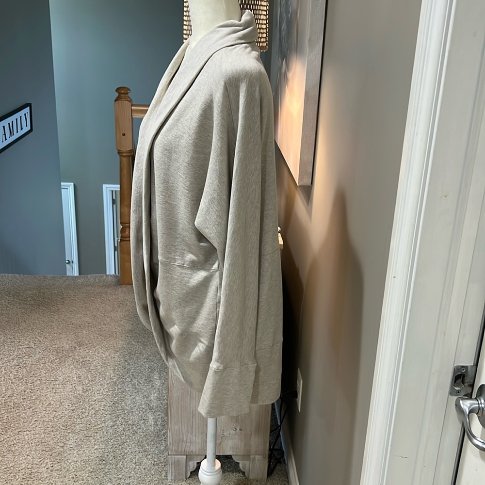 Weekends by CHICO’S Wide Collar Jacket - 2 (Medium) - Picture 3 of 13